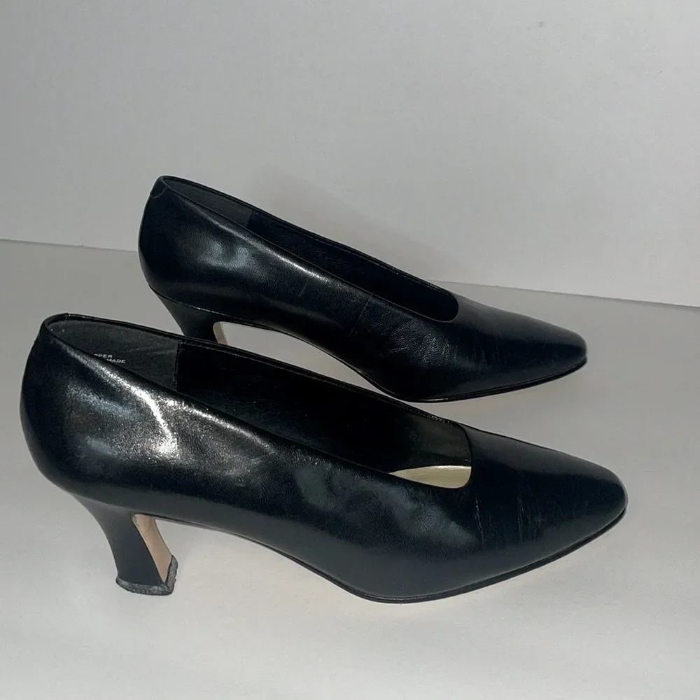 Jones New York black leather block heel pump sz 8.5
